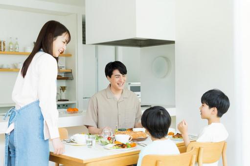 【時短ご飯 非常食アレンジ】忙しいワーママ・ワーパパ必見!非常食が救世主になる!
