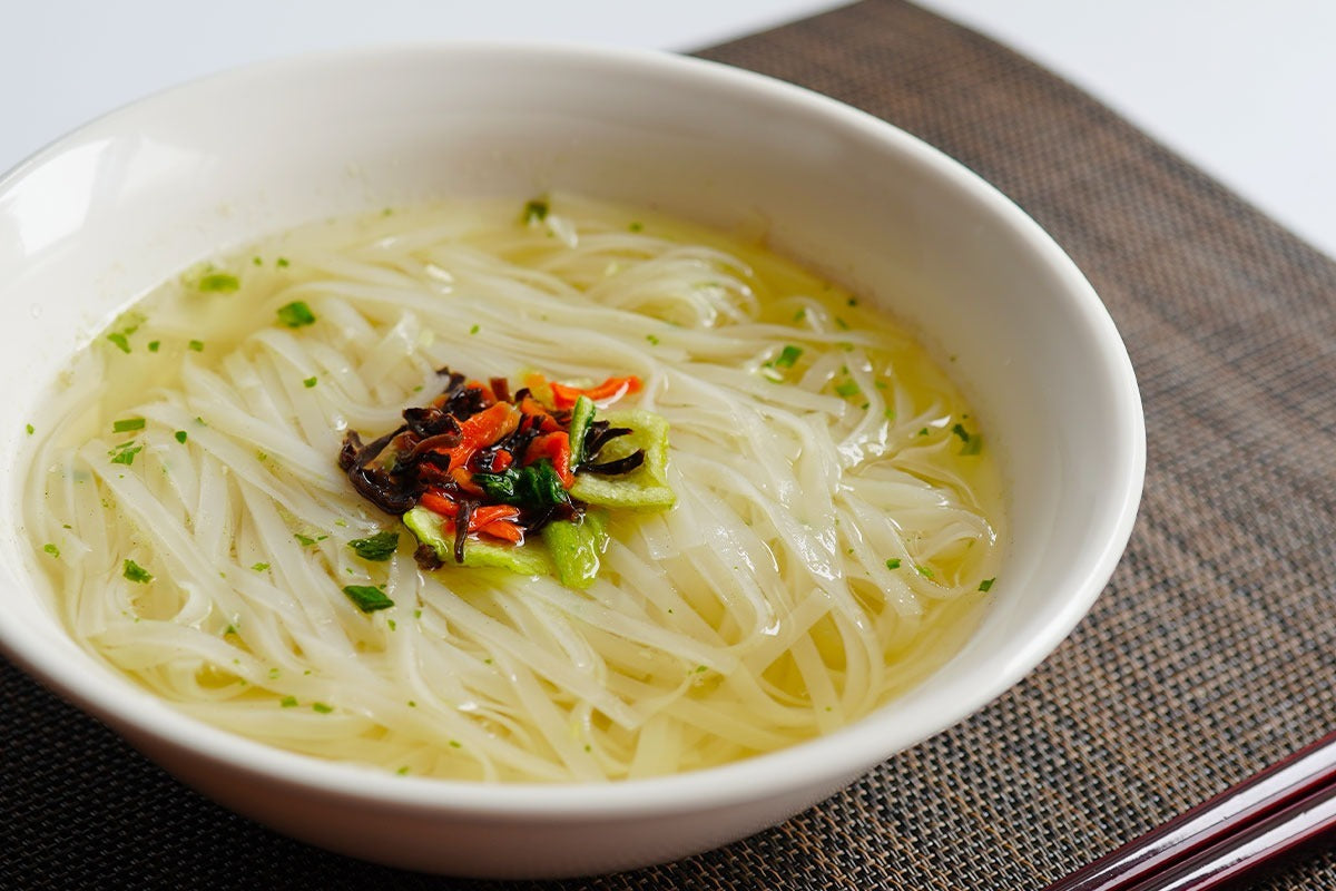 お米でできた麵で食べる 米めんシリーズ 塩ラーメン味(特定原材料等不使用)