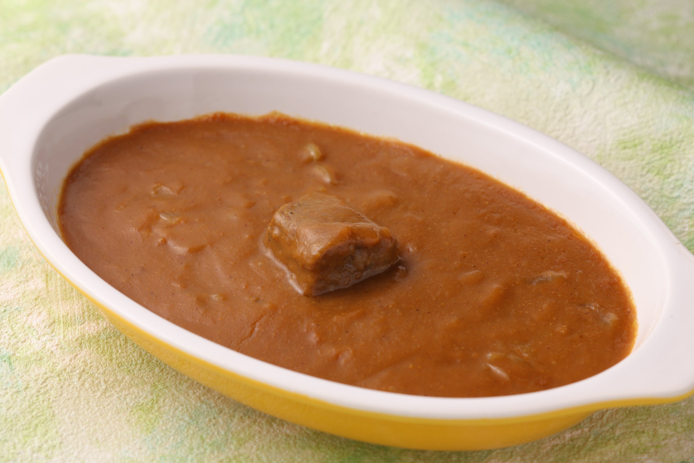 UAA食品 美味しい防災食 ポークカレー 200g×50食入り